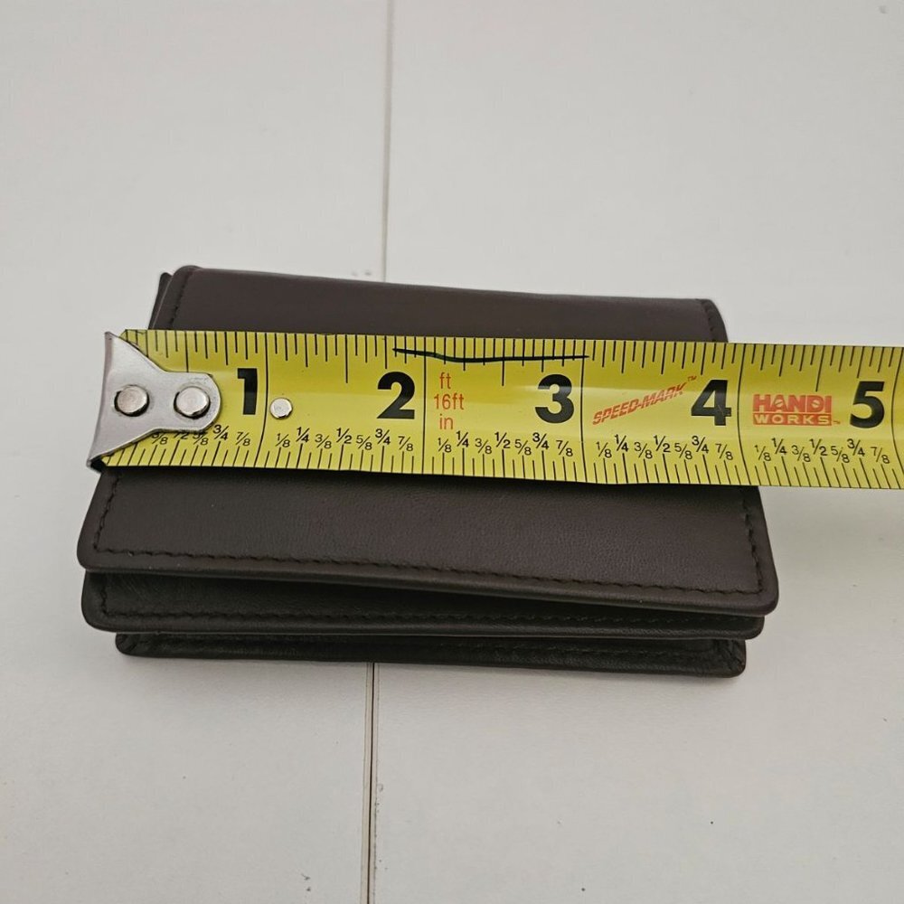 Winn International Leather Card Case Brown